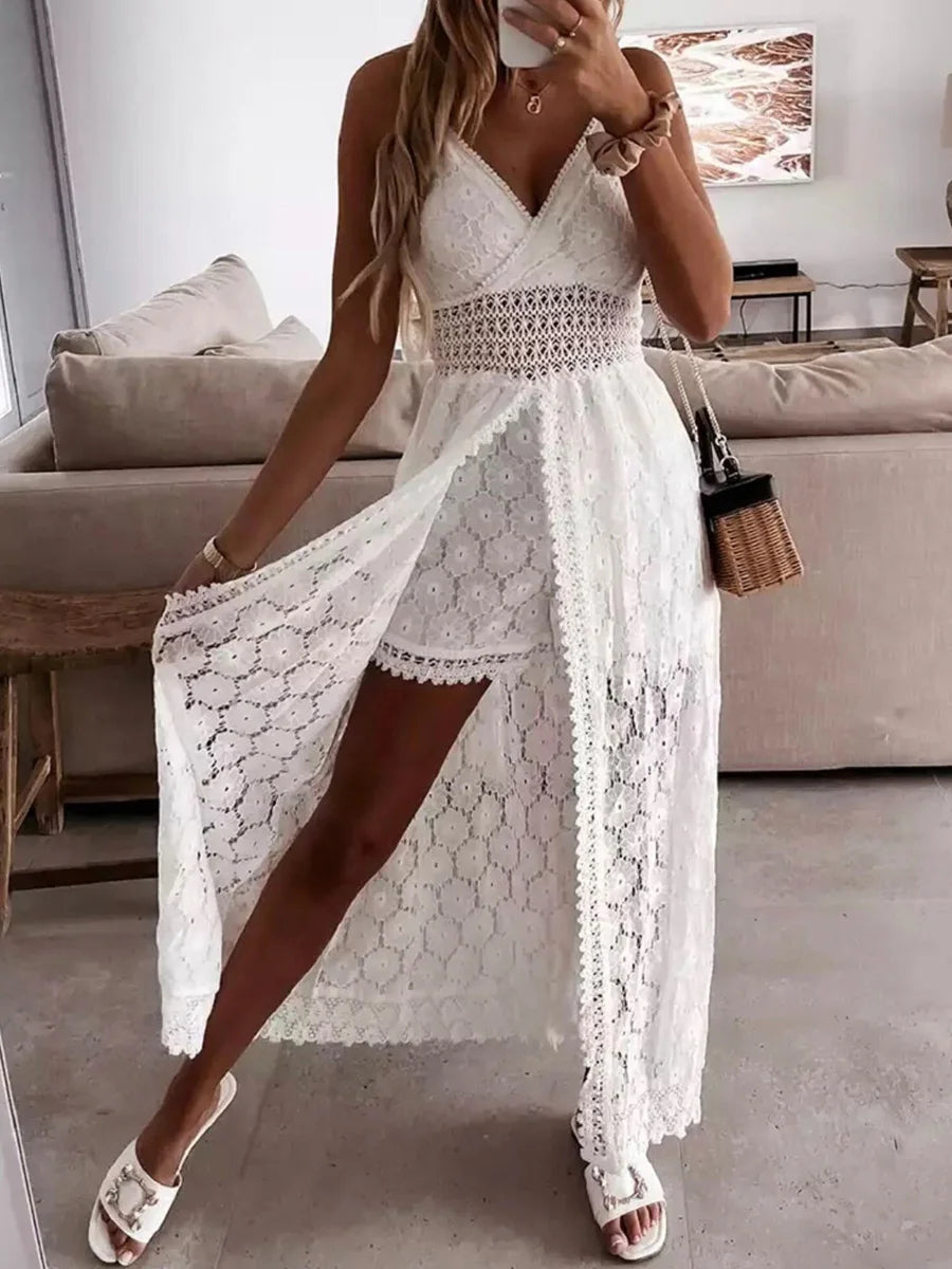 Weißes Kleid im Boho-Hippie-Chic-Stil – trendiges Party-Outfit für den Sommer 2024